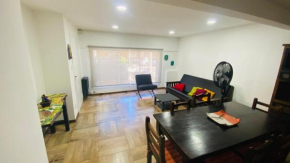 Renovada casa de 4 ambientes con patio y parrilla